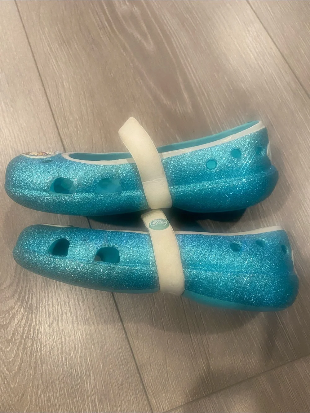 CROCS Kids Glitter Teal Blue Mary Jane Shoes with Frozen Heart Charms